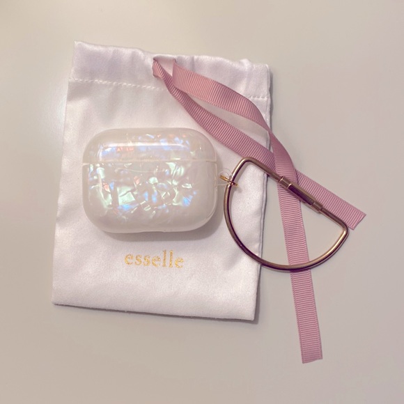 Esselle | Pearly Tortoise AirPods Pro Case - Picture 2 of 4
